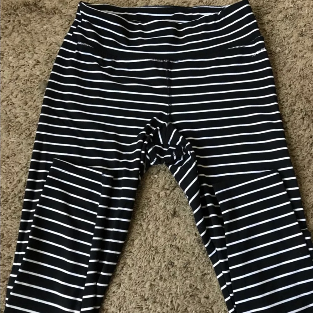 High waisted leggings